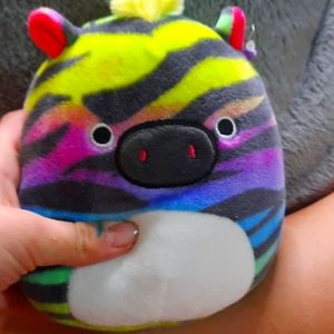 Hello I am selling this  Stuffy